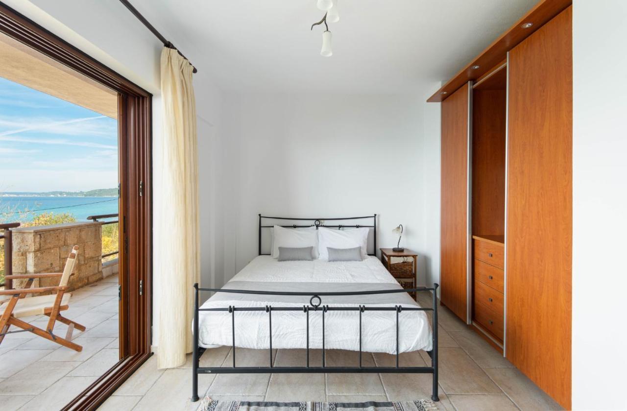 Seagrove, Beachfront Villa In Possidi #Feelslikehome Skála Foúrkas Exteriör bild
